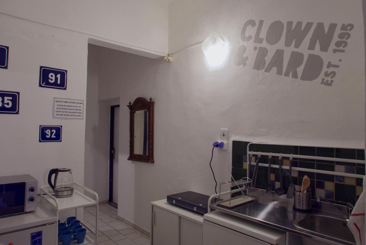 Clown And Bard Hostel Prag Dış mekan fotoğraf