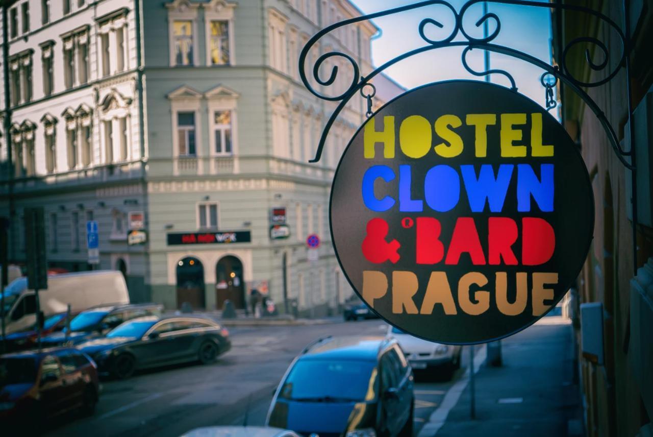 Clown And Bard Hostel Prag Dış mekan fotoğraf